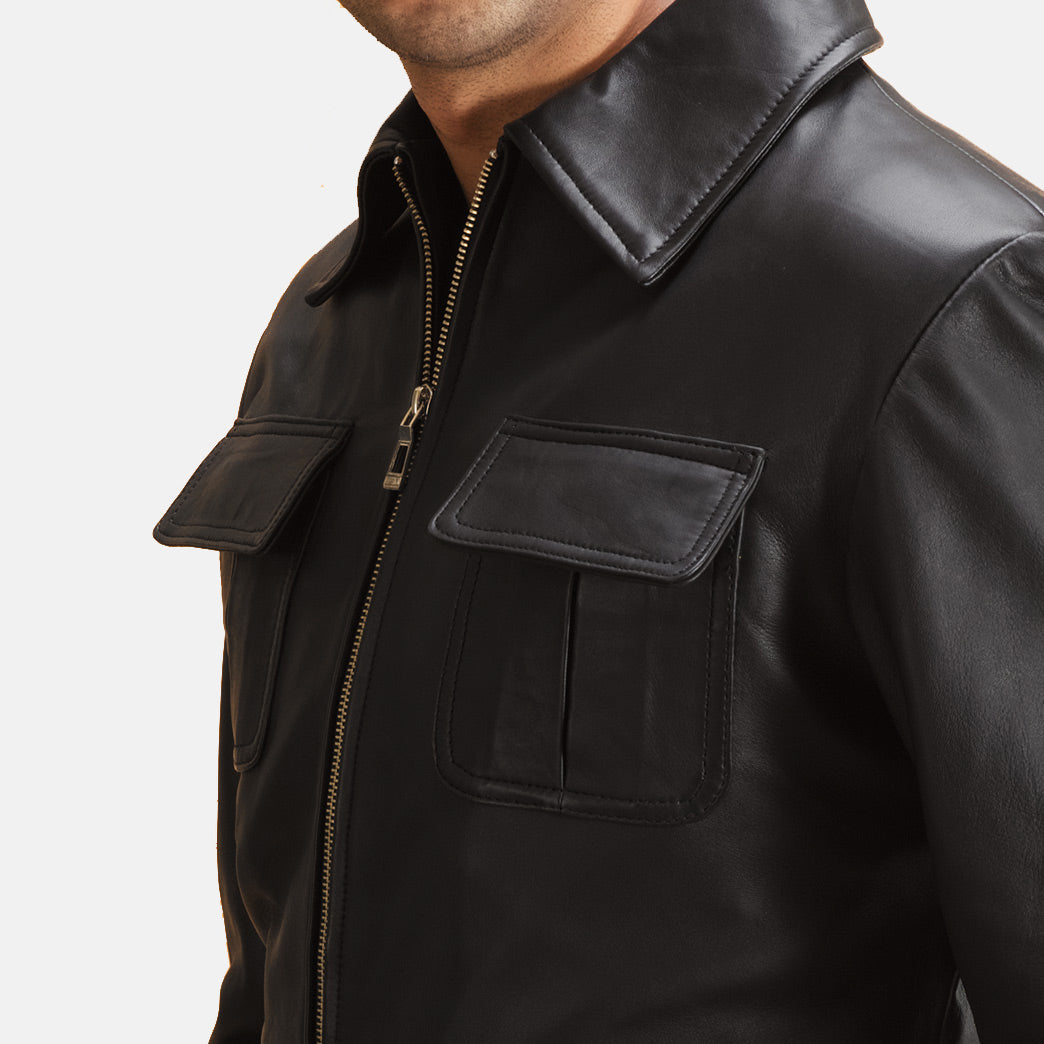 
Primer plano del cuello camisero y cremalleras de Raven Negro Chaqueta de Cuero para Hombre