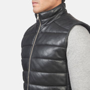 
Vista interior Showing Quilted Polyester Lining & Dos bolsillos interiores de utilidad