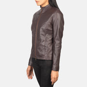 Maroon Sheepskin Leather Biker Jacket - Vista trasera con ajuste entallado en hombros y bajo impecable