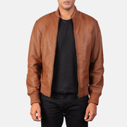 Men's Shane Marrón Cazadora Bomber de Cuero para Hombre in Brown Sheepskin Leather - Vista frontal y silueta a medida | Comprar online