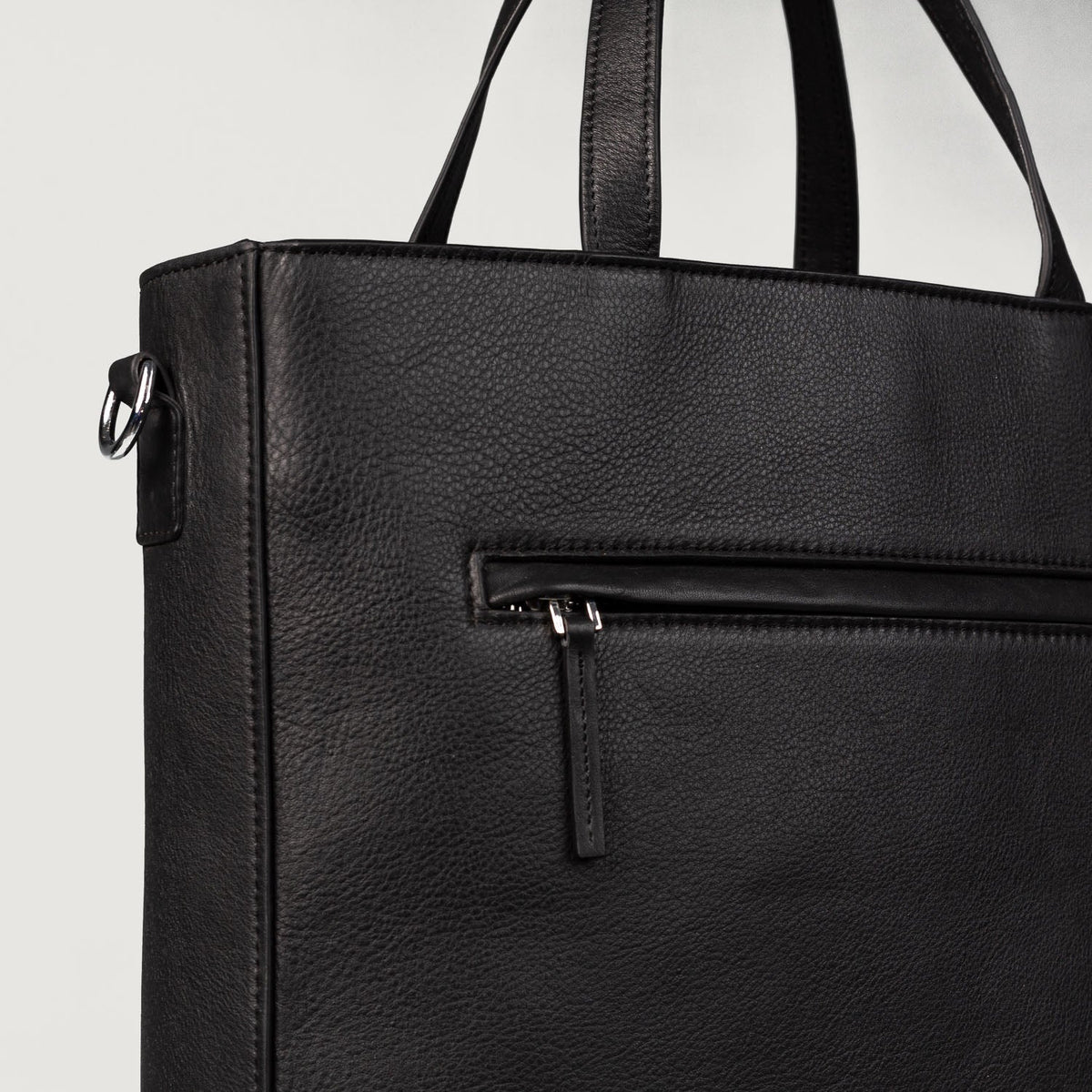 
The Poet Bolso tote de cuero – alternate product view 6
