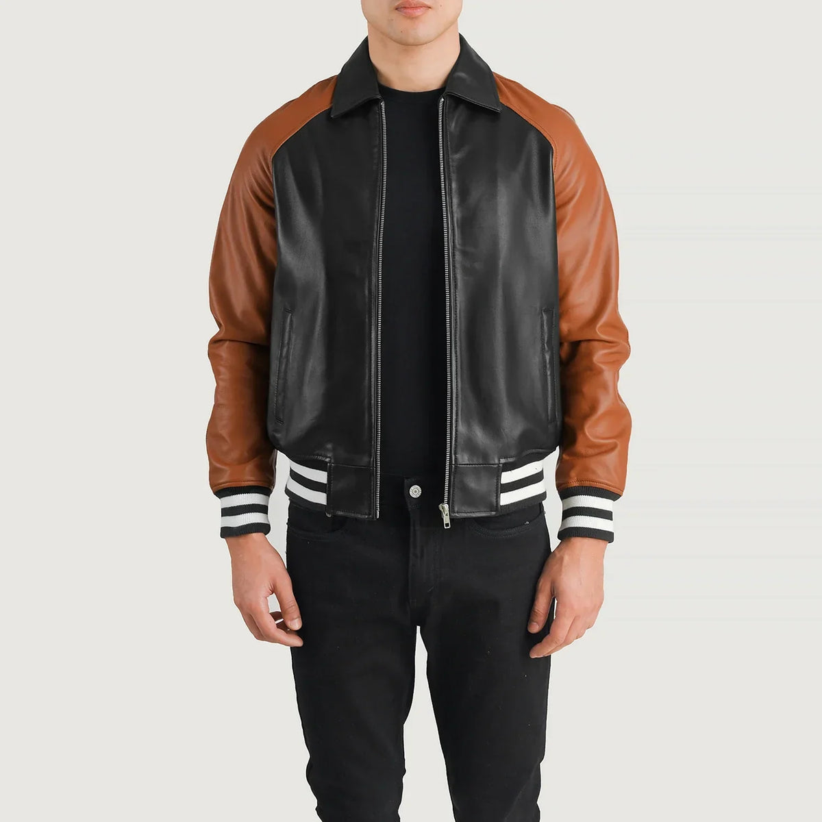 Walton Blue Leather Varsity Jacket in Blue Sheepskin Leather - Vista frontal y silueta a medida | Comprar online