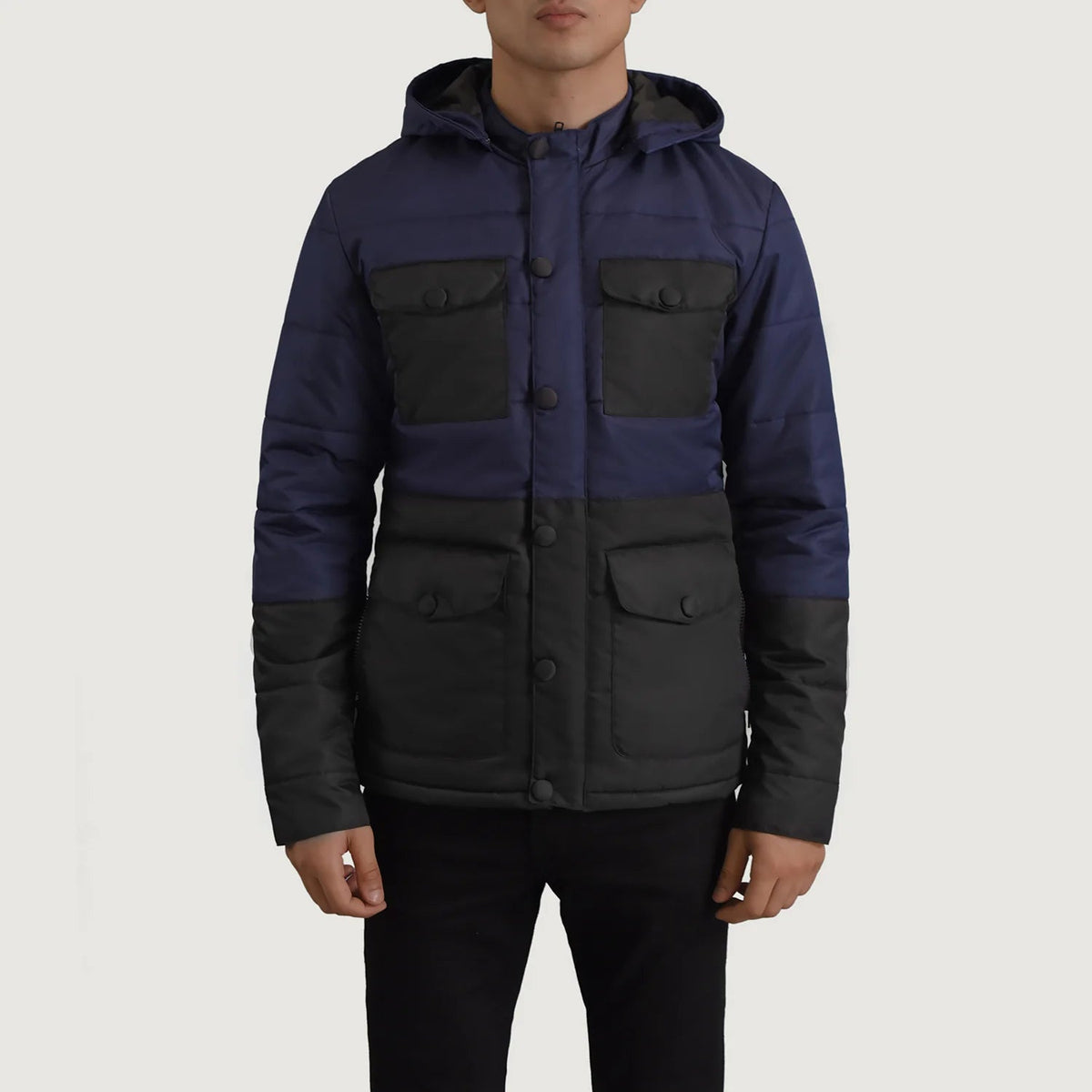 
Vista de detalle of Classic Collar & Heavy-Duty Zipper Hardware on Wayne Negro & Azul Hooded Puffer Chaqueta de Cuero para Hombre