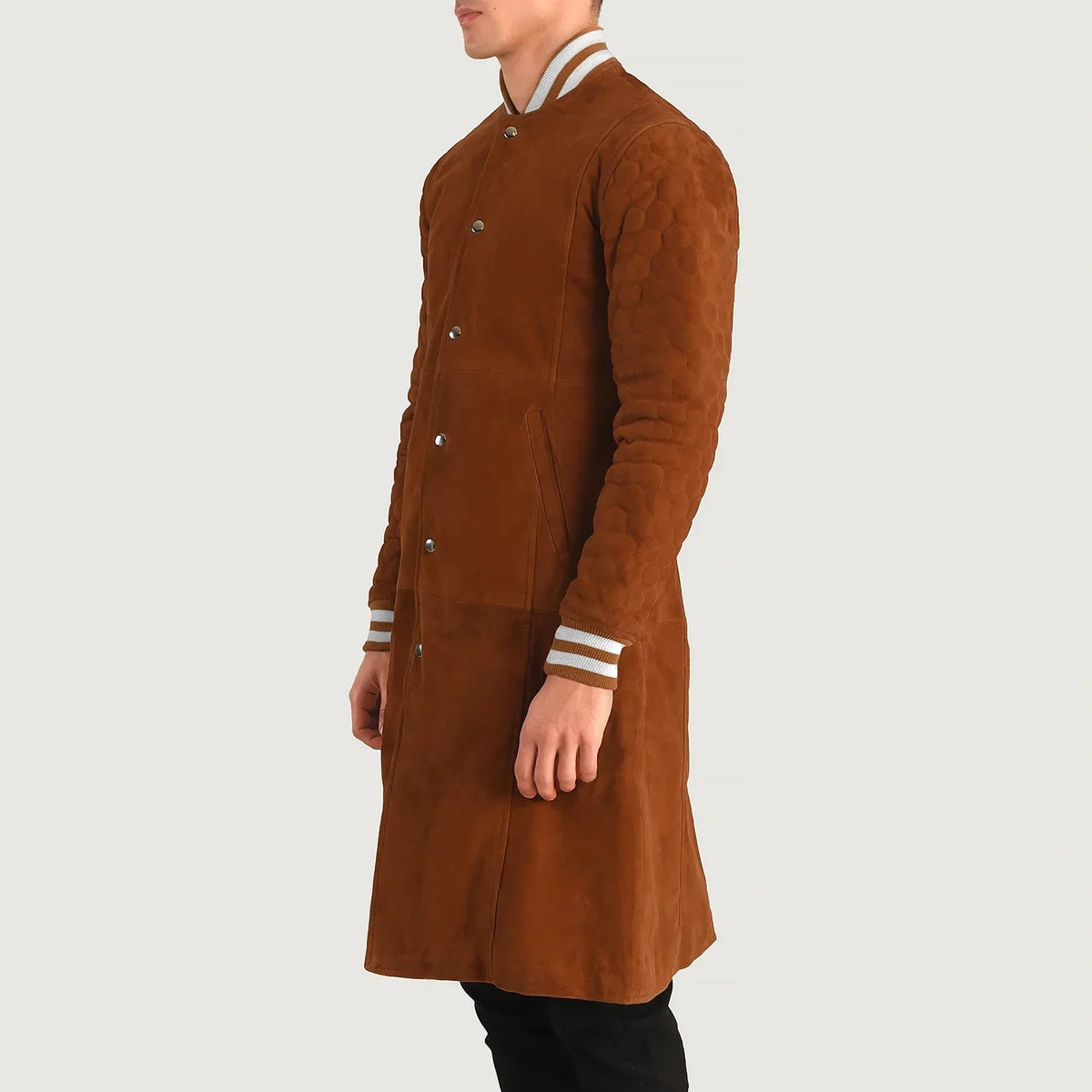 Tan Bown Goatskin Suede Varsity Jacket - Vista trasera con ajuste entallado en hombros y bajo impecable