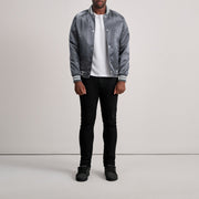 Detalle de cerca of Varsity &amp; Button Hardware on Xander Gris Varsity Chaqueta de Cuero para Hombre