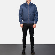 Men's Zack Azul Cazadora Bomber de Cuero para Hombre - Vista de perfil lateral con corte ergonómico de manga