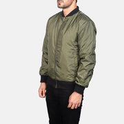 Green Nylon Bomber Jacket - Vista trasera con ajuste entallado en hombros y bajo impecable